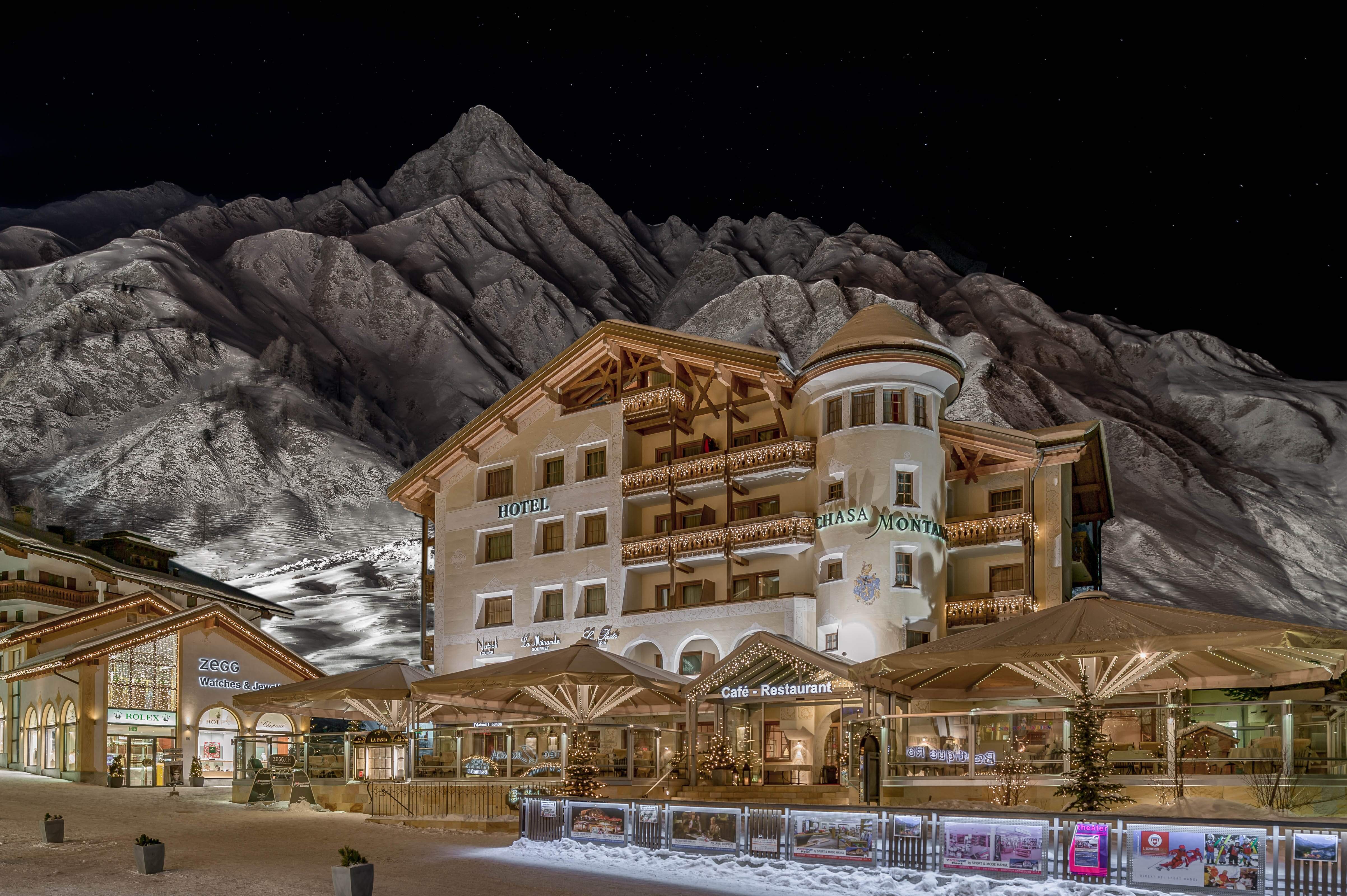 Chasa Montana Hotel and Spa 2/57
