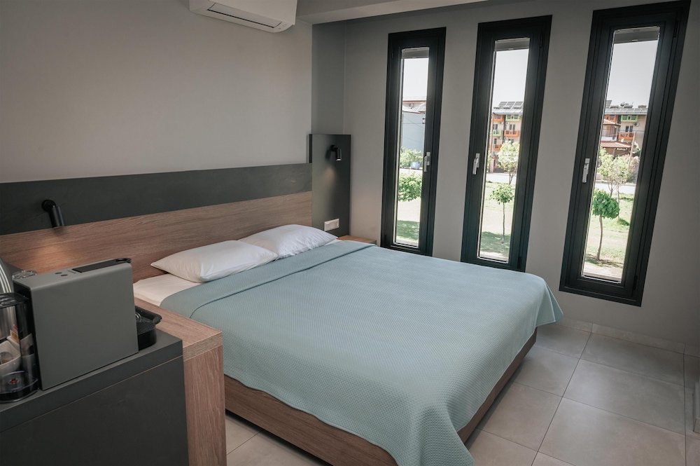 Elizabeth Queen Luxury Rooms 14/50