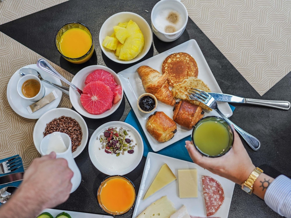 Mercure Paris Porte D'orleans 57/78