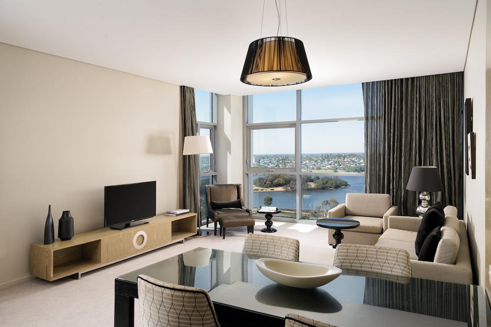 FRASER SUITES PERTH 40/67