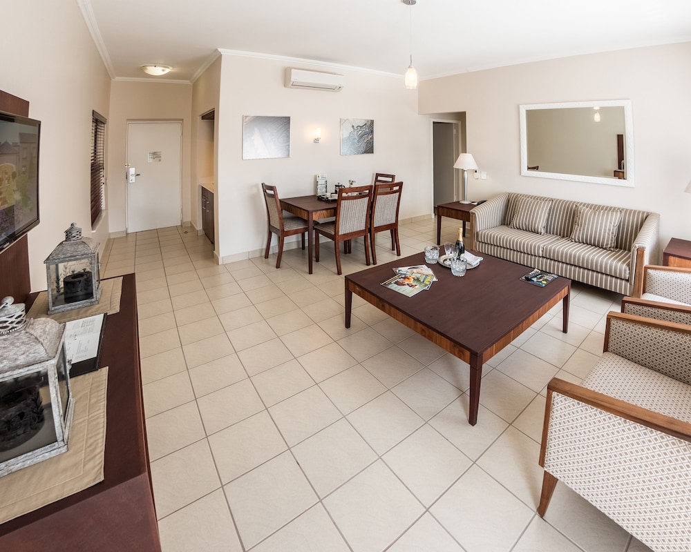 City Lodge Hotel Eastgate 18/37