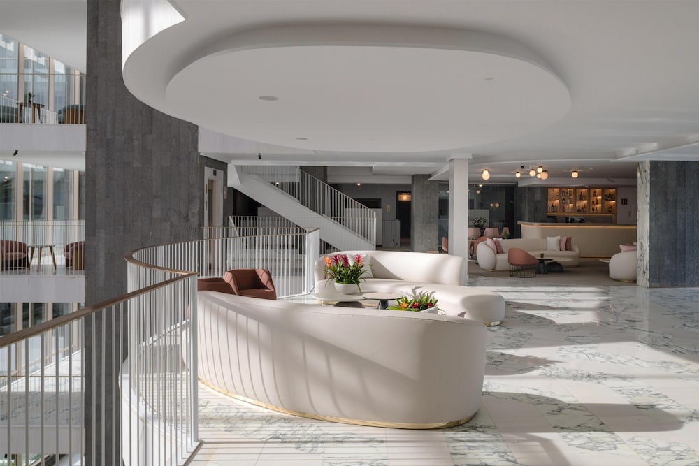 Plus Fariones Suite Hotel 10/57