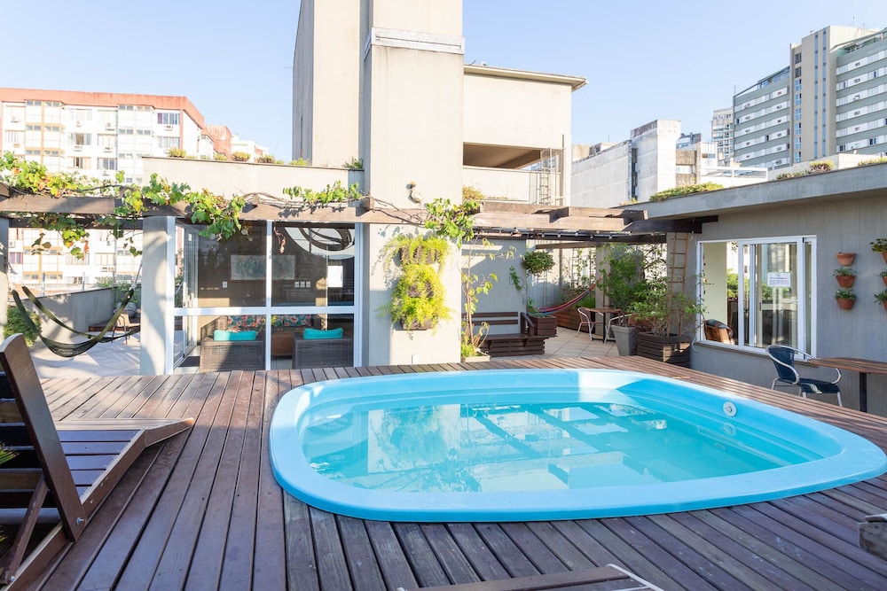 Eko Residence Hotel 63/69