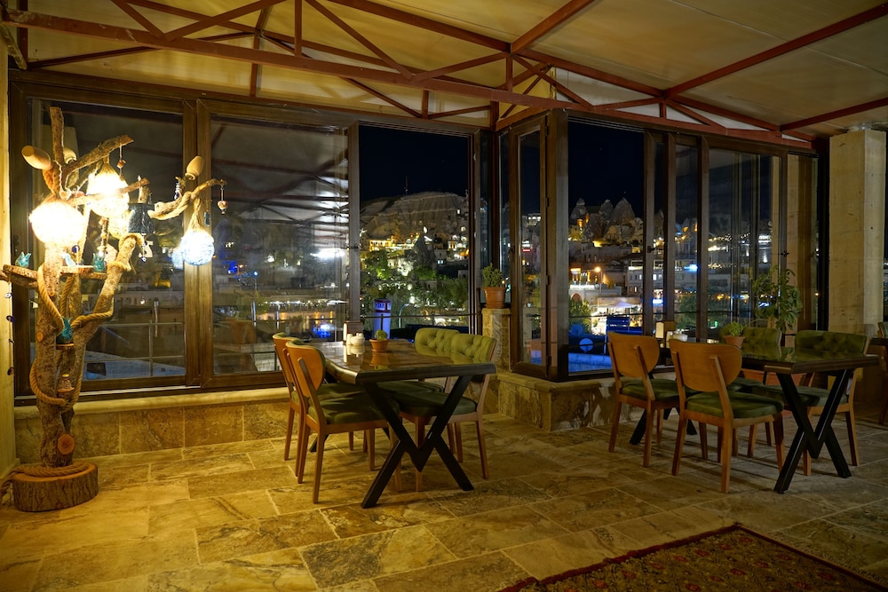 Feel Cappadocia Stone House 33/50