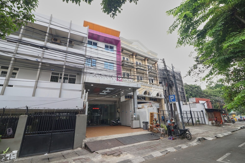 Aranis Hotel by ZUZU 25/30