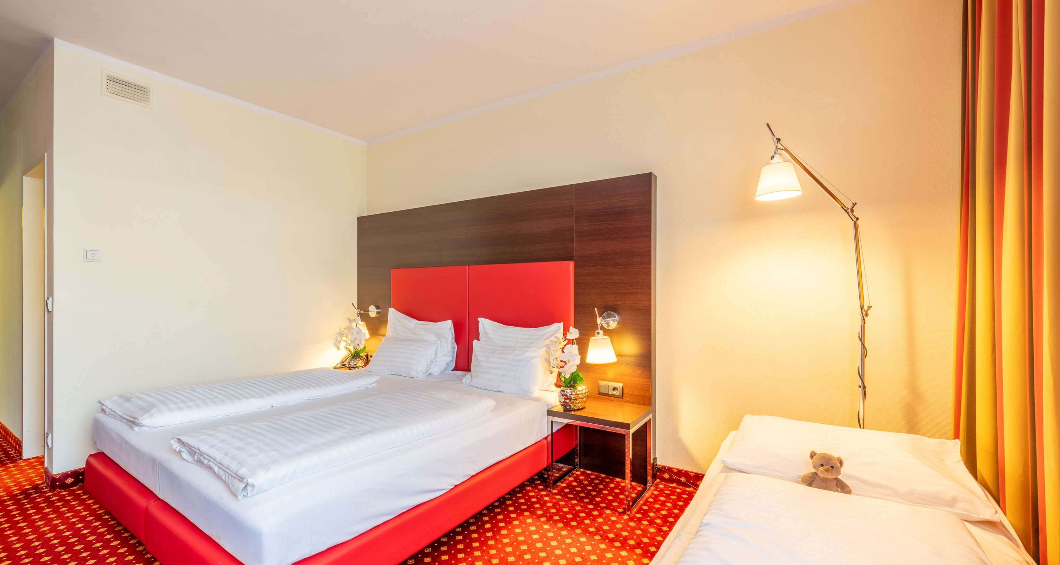 PLAZA INN Wels 7/14