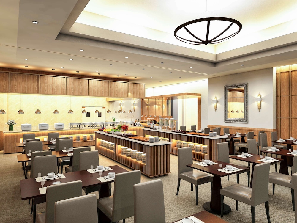 Mercure Ambassador Jeju 37/46