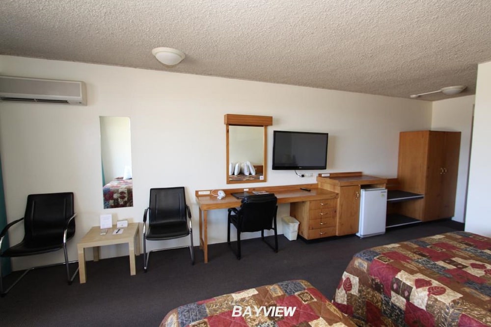 Waterview Gosford Motor Inn 63/72
