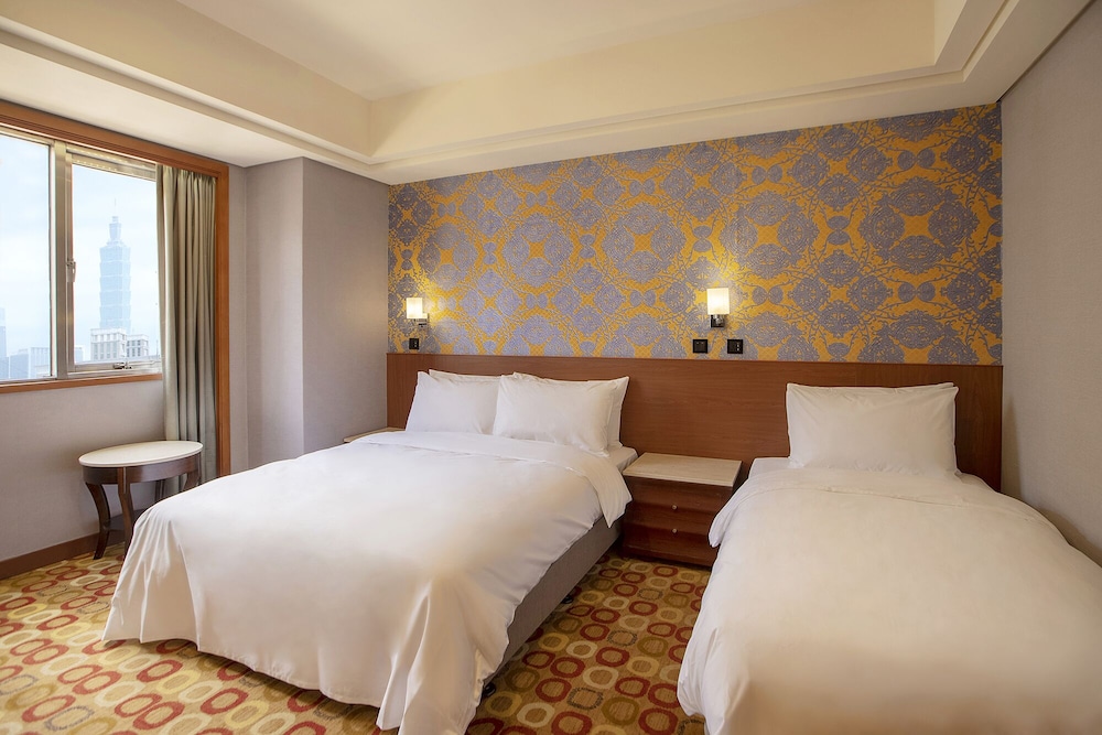 CAPITAL HOTEL NANJING 11/30