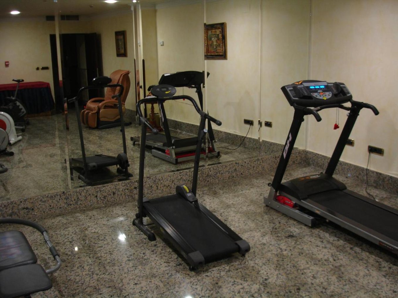 Hotel Sercotel Santiago 13/36