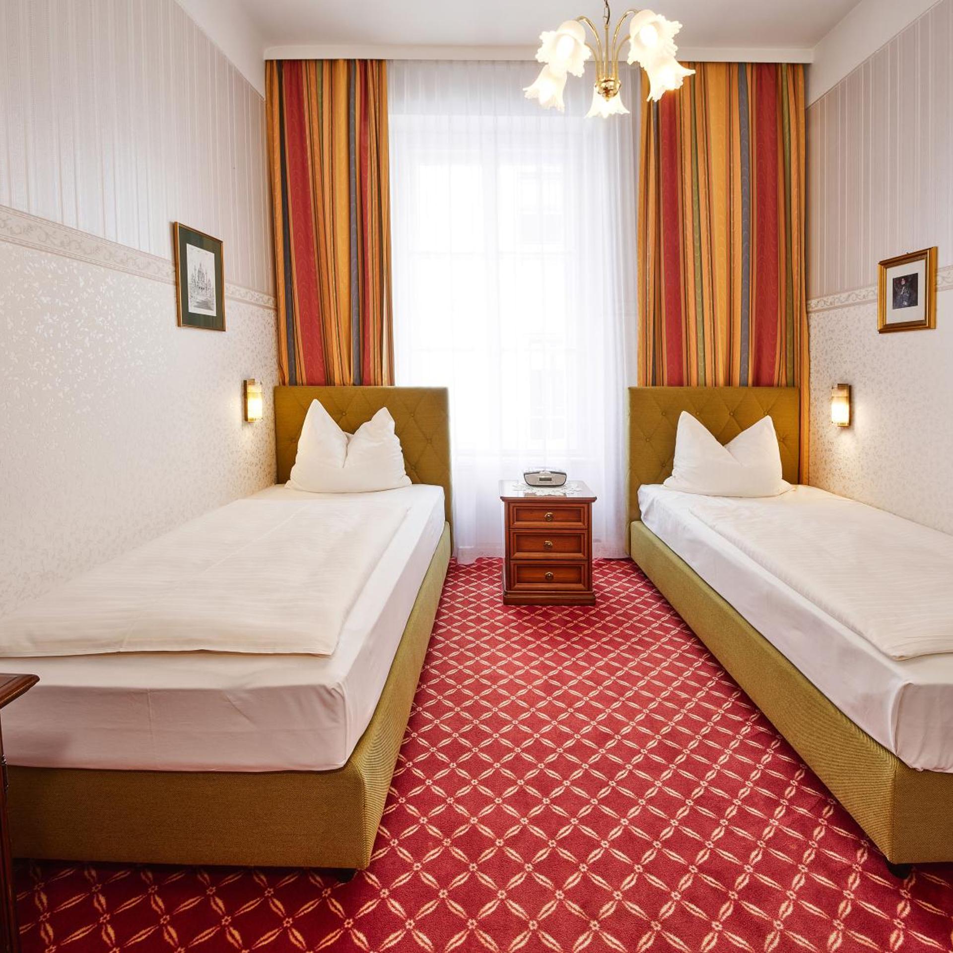 Hotel Austria Wien 11/50
