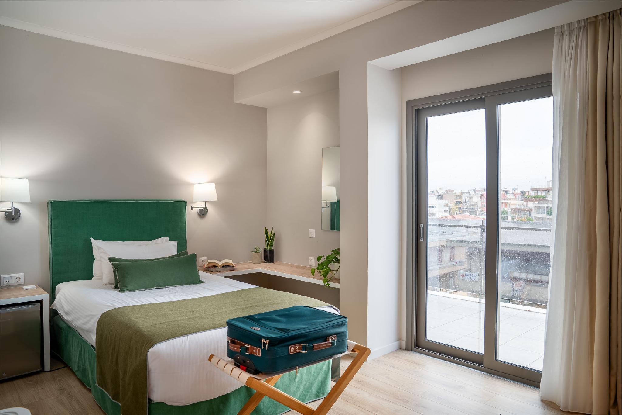 Room, Single, Balcony