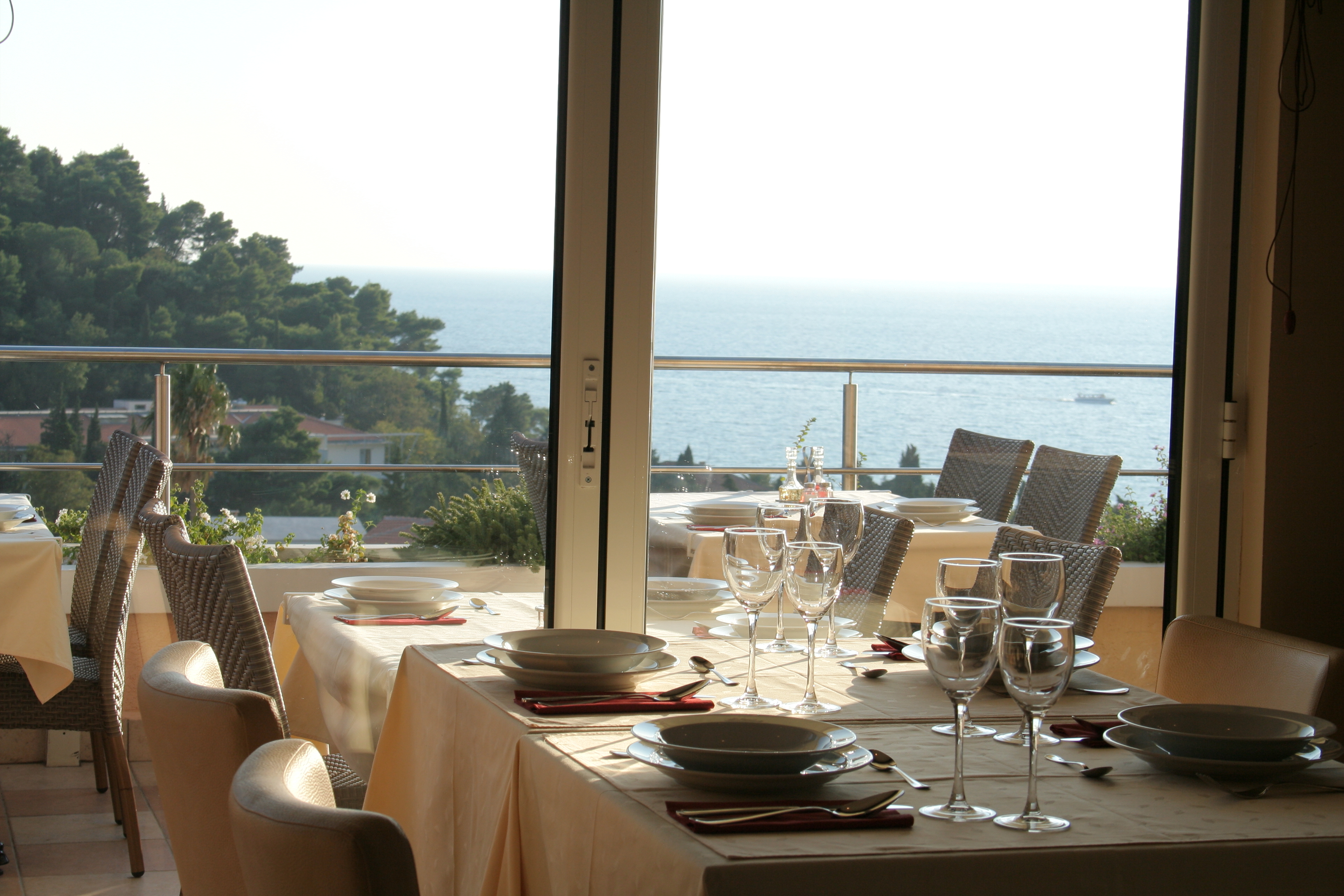 W Grand Petrovac 28/43