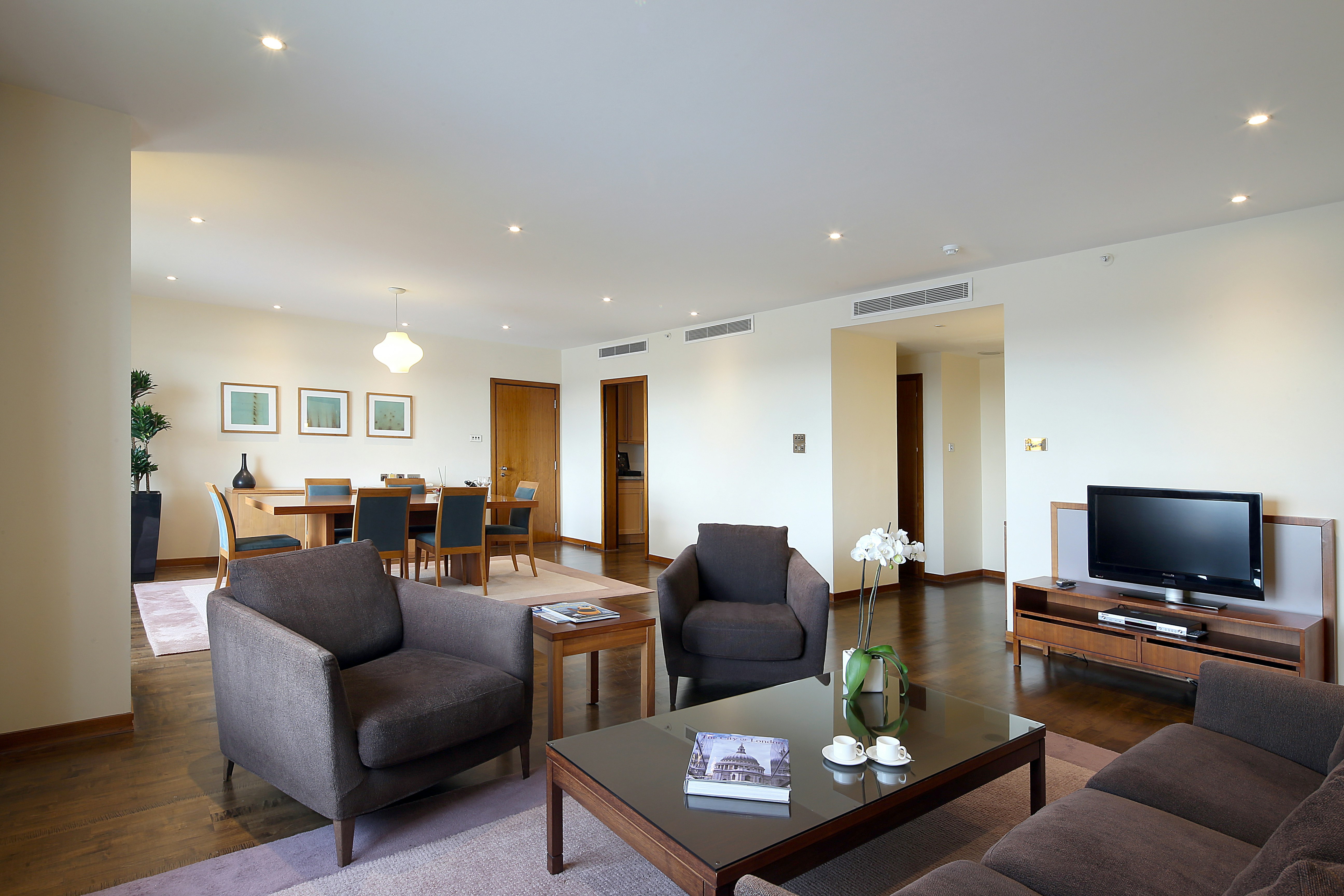 Vignette Collection Canary Riverside Plaza London by IHG 43/60