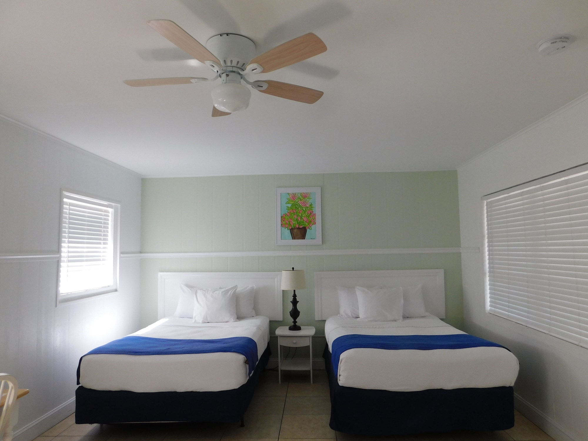 Lanai, Premium, 2 Double Beds, Kitchenette
