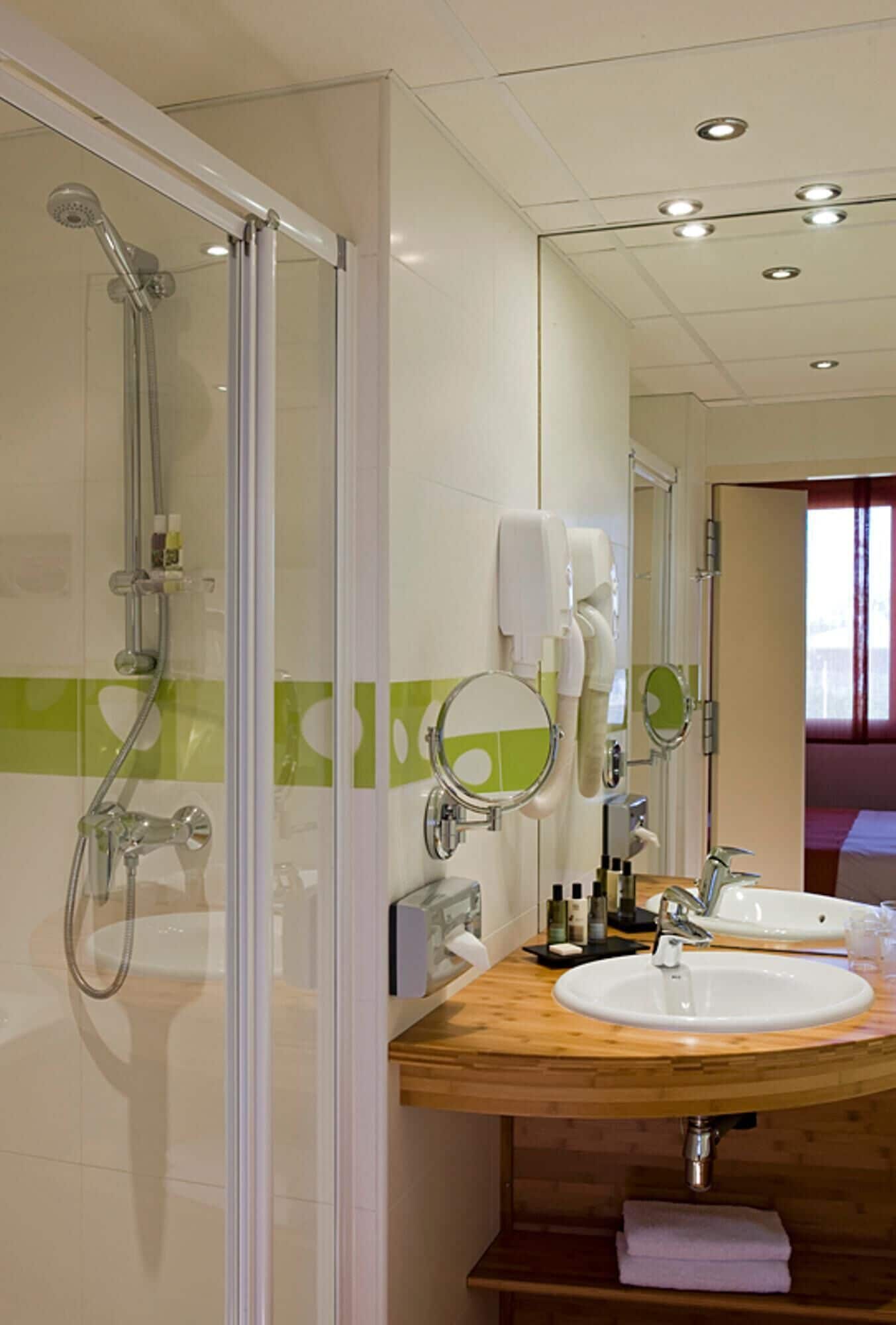 غرفة بريفيليج بسرير مزدوج مع أريكة، Mercure Lyon Est Villefontaine 10/10