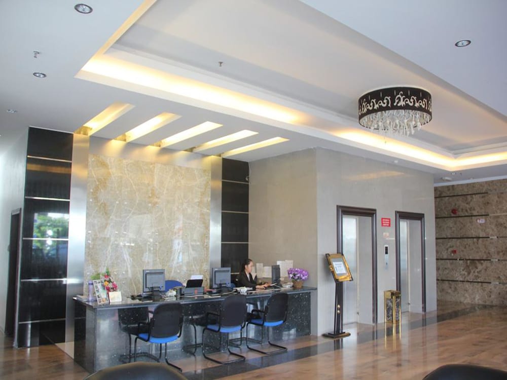 MB Hotel 4/47