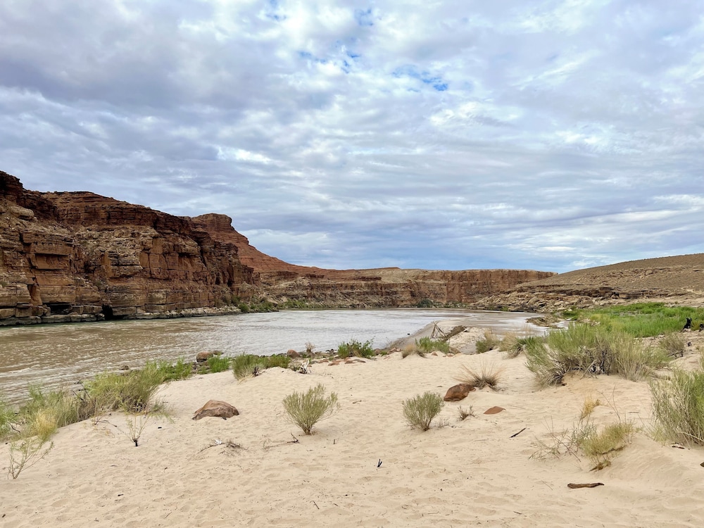 Marble Canyon Lodge 65/68