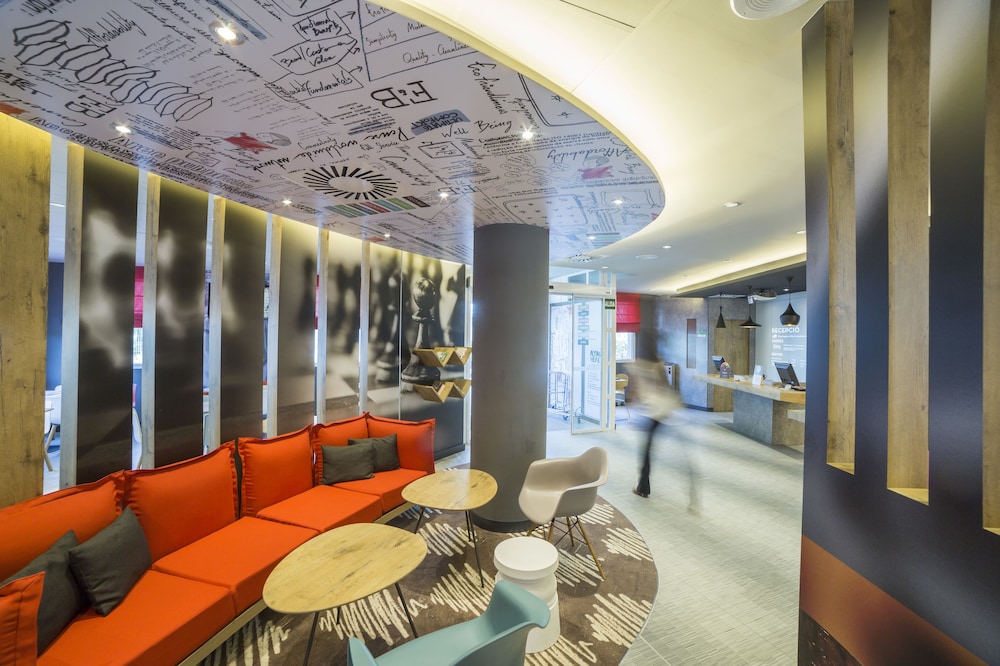 ibis Barcelona Castelldefels 53/79
