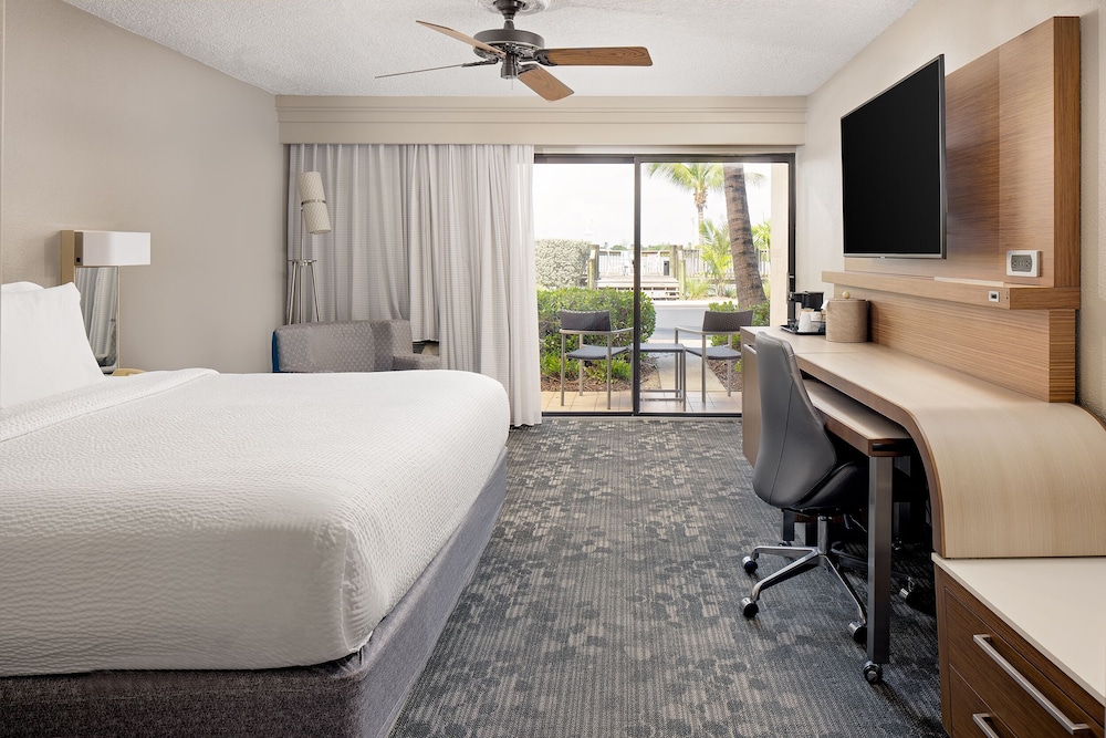 Courtyard By Marriott Key West Waterfront 33/35