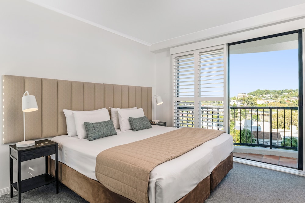 Mantra Coolangatta Beach 29/63