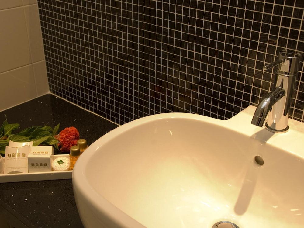 Quality Hotel Michelino Bologna Fiera 51/59