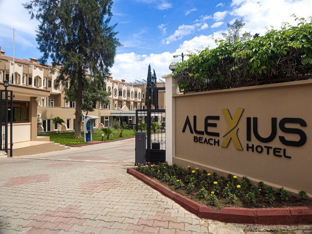 Alexius Beach Hotel 15/20