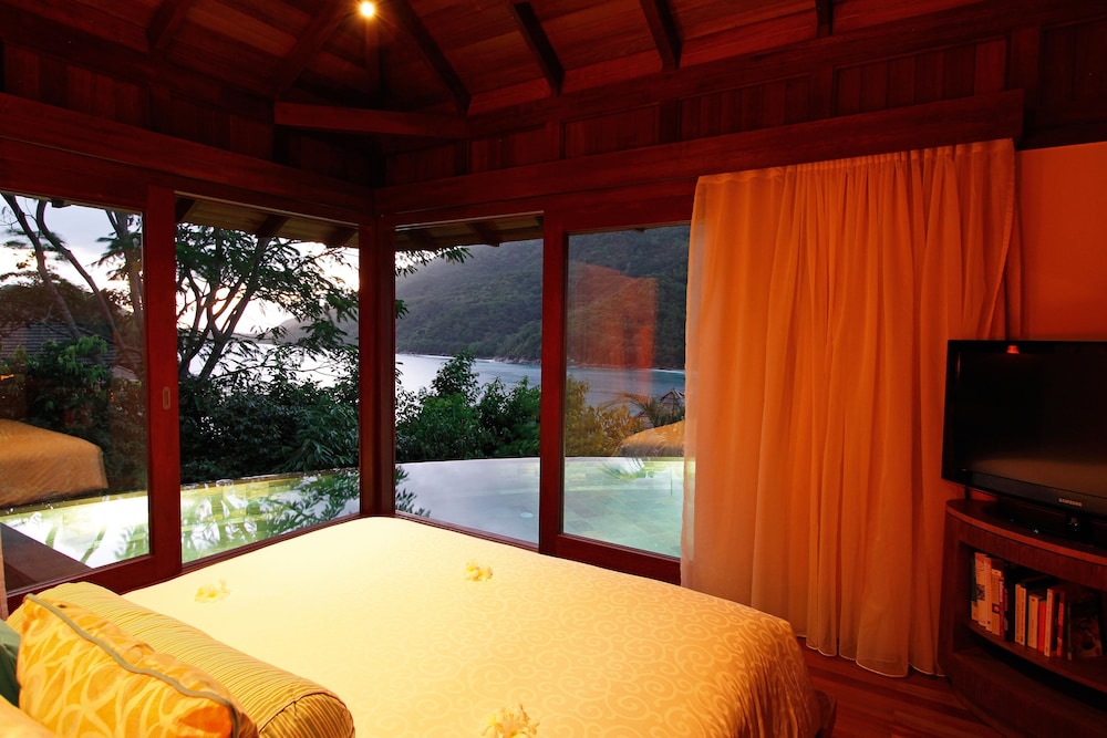 Constance Ephelia Seychelles 27/86
