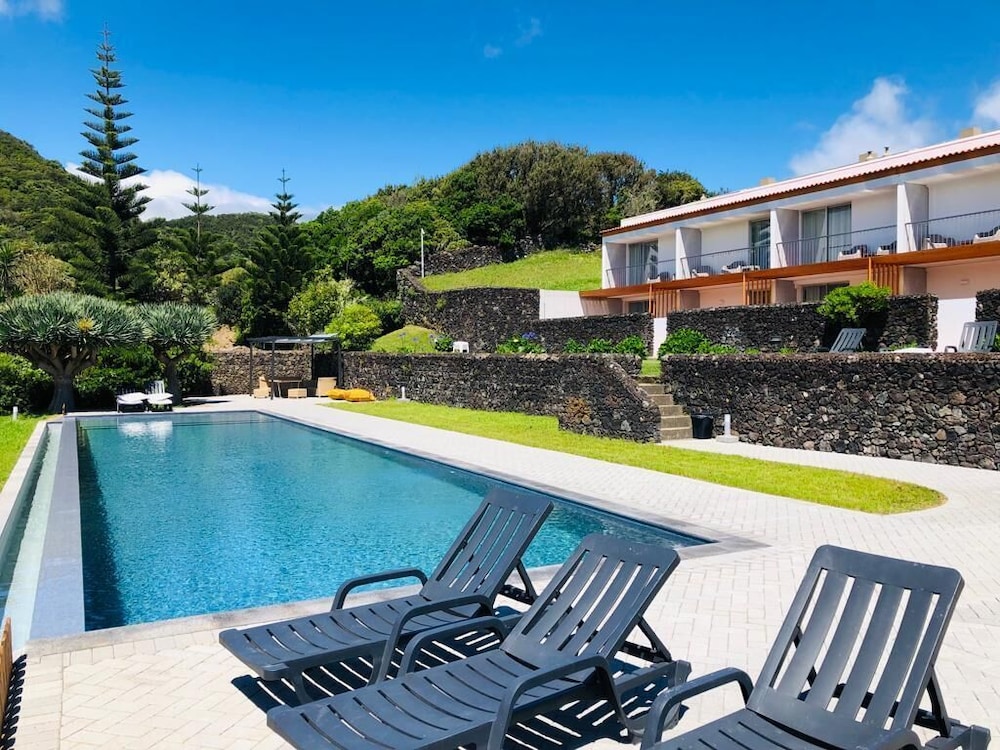 ANC Resort 32/63
