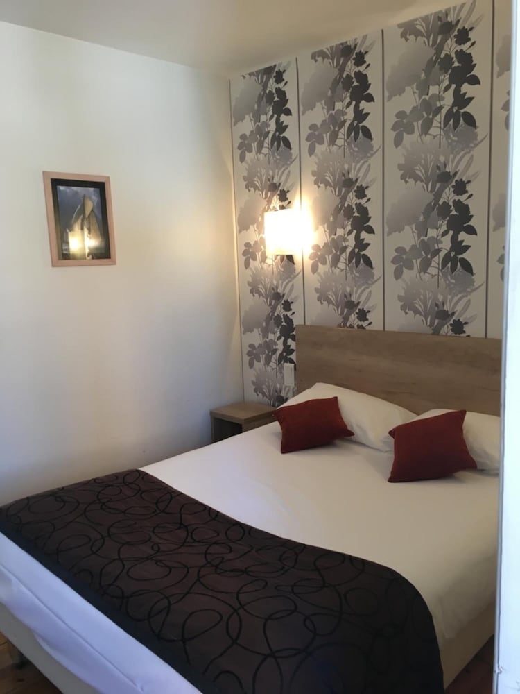 Hotel Des Halles 17/66