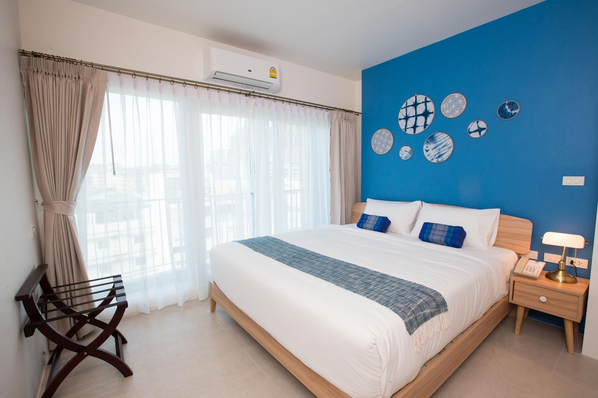 2 BEDROOMS, FAMILY SUITE, 2 KING BEDS