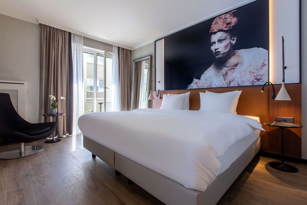 RADISSON BLU HOTEL BASEL 29/74
