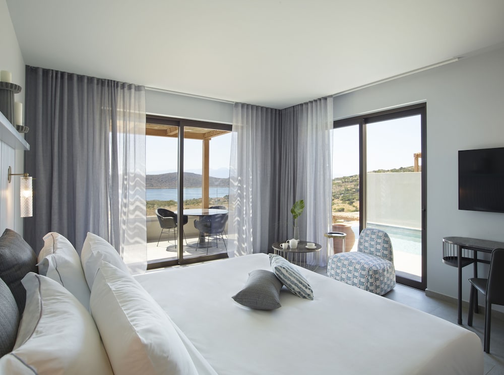 2 BEDROOMS, CONNECTING, SEA VIEW, PRIVATE POOL