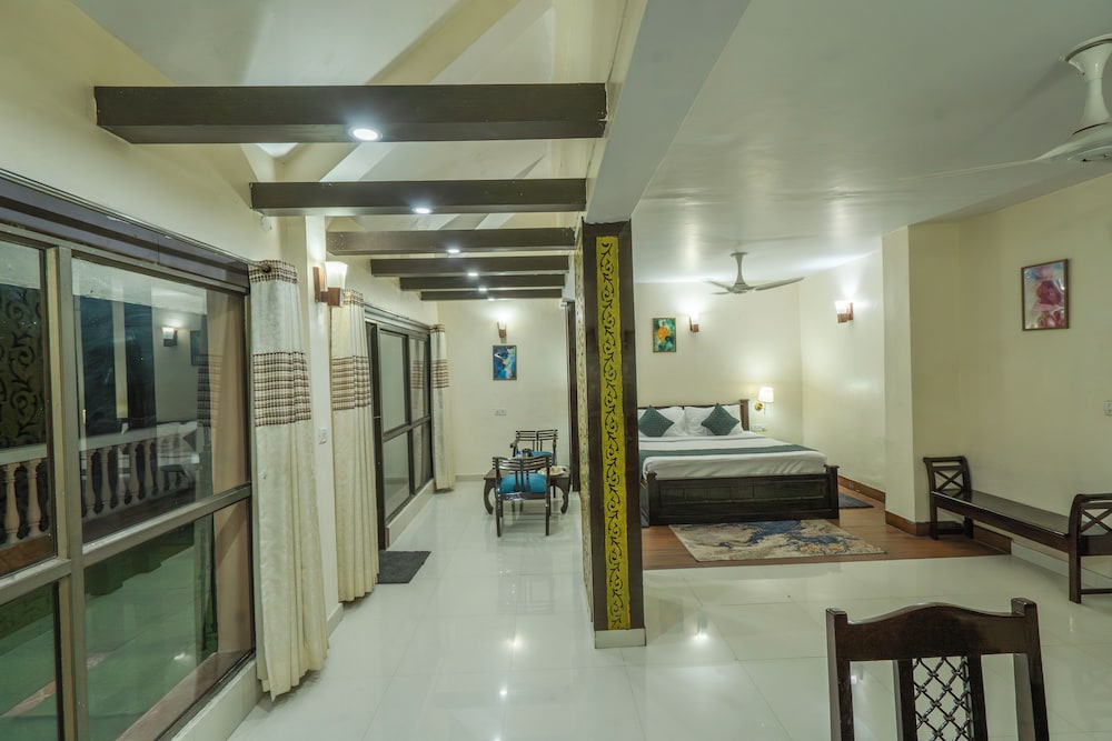 Dynasty Resort, Khurpatal 25/51
