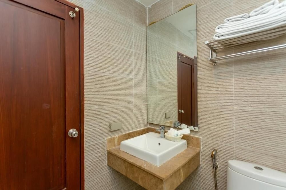 Honey Boutique Hotel 27/31