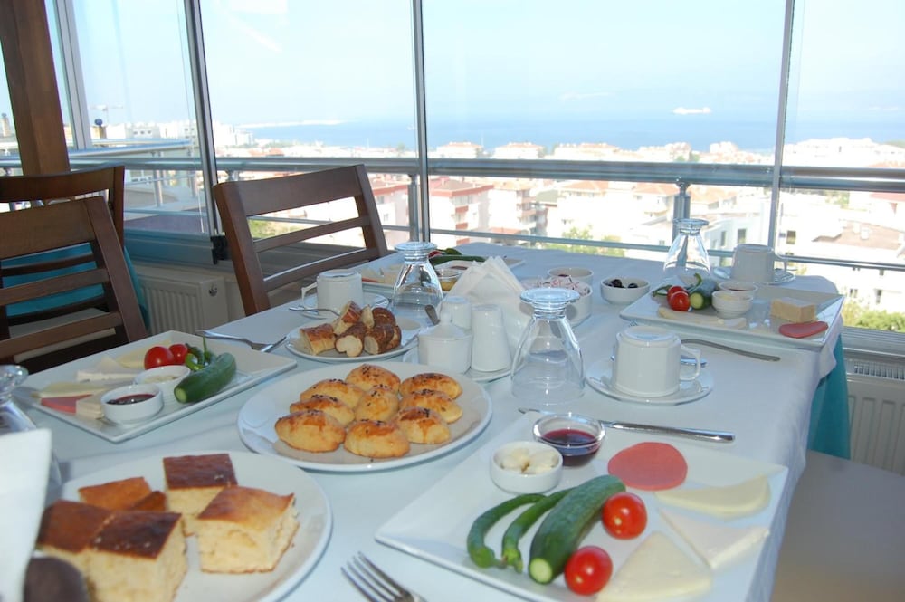 Dort Mevsim Suit Otel 27/47