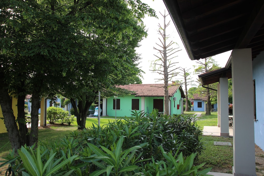 The Garda Village 40/55