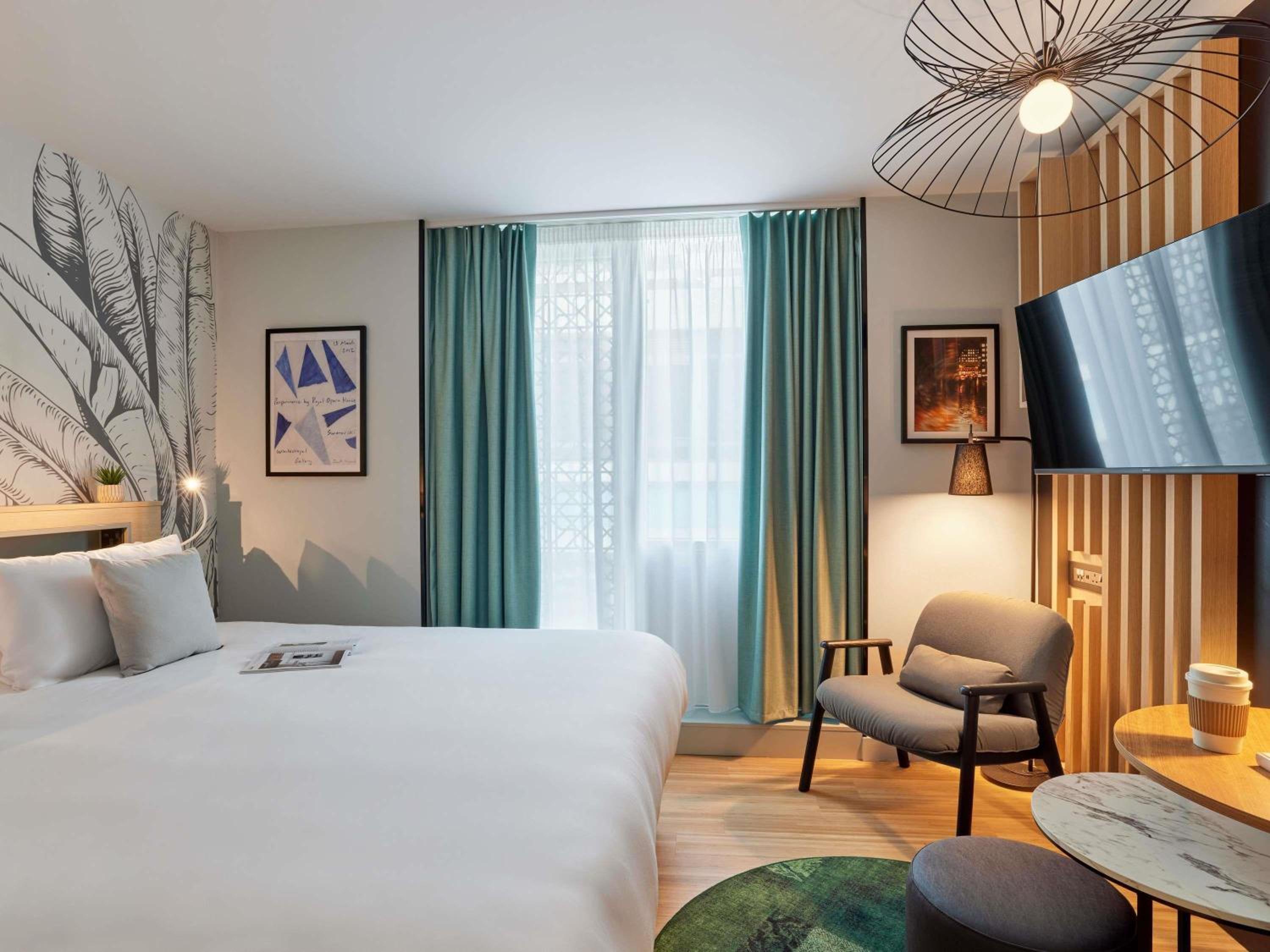 STUDIO, DOUBLE BED