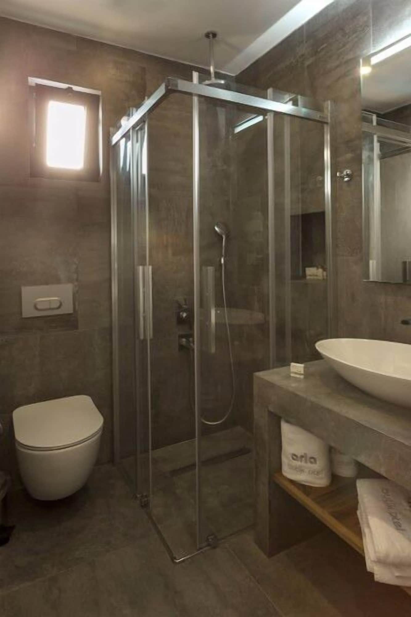 غرفة ديلوكس بسرير كوين بإطلالة على البحر، Aria Butik Otel 5/6