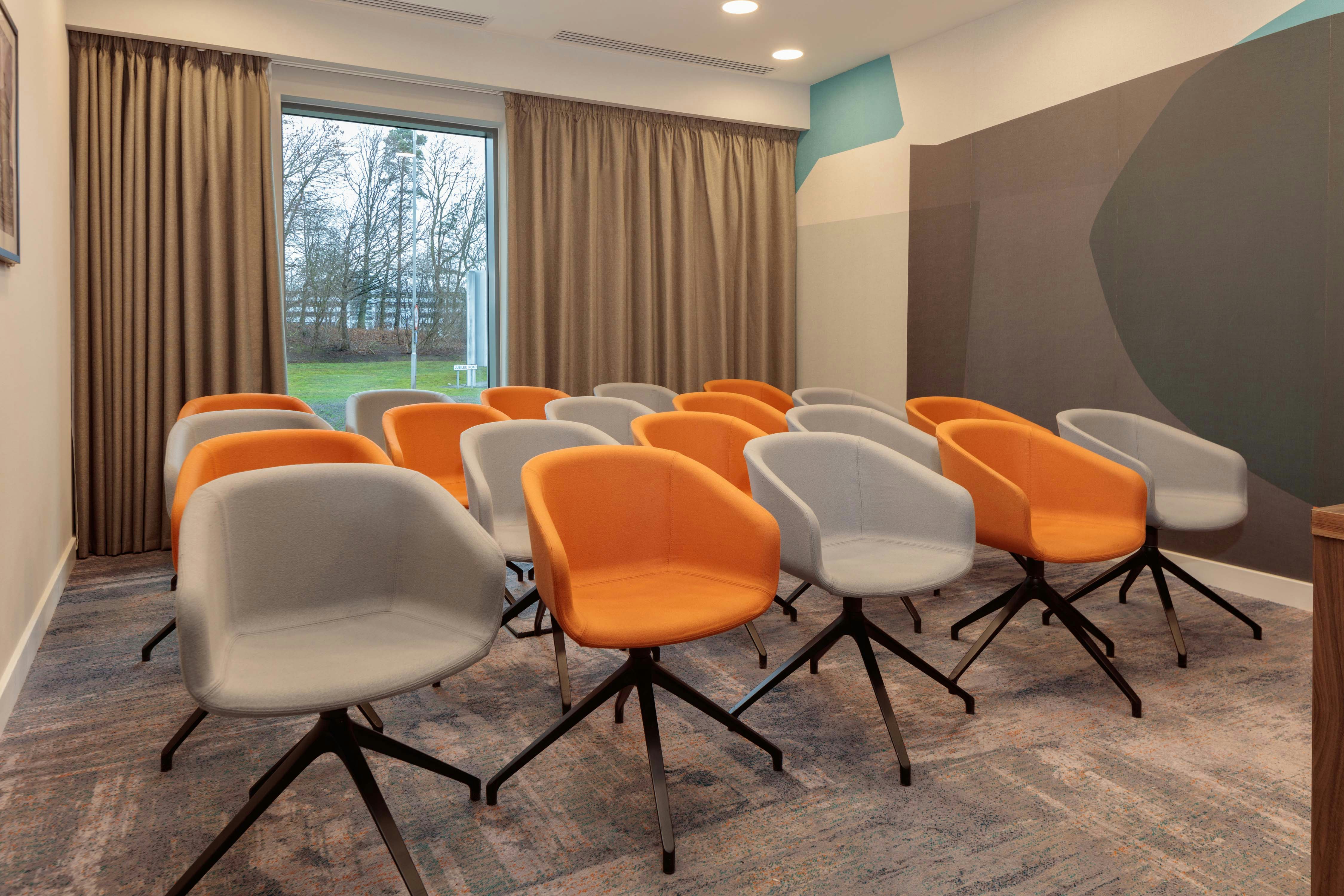 Hampton By Hilton Edinburgh Airport 51/56