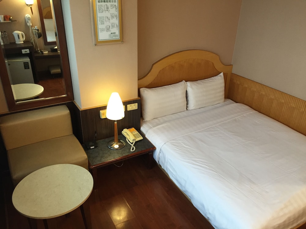 Goodness Hotel 9/41