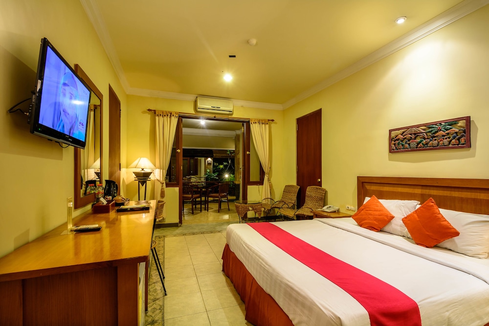 Lotus Garden Hotel 13/43