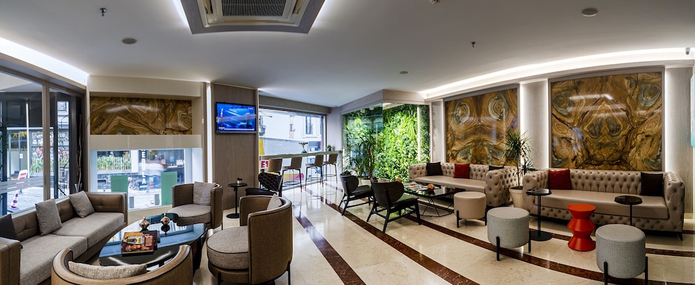 Aprilis Hotel 28/50