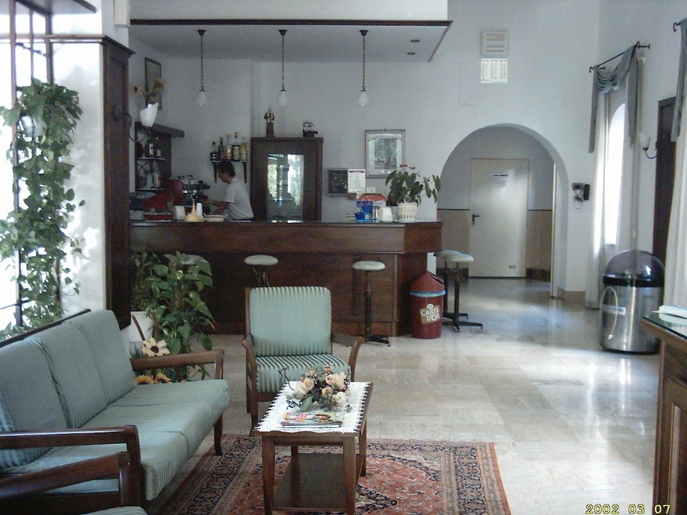 Hotel Calabria 24/50