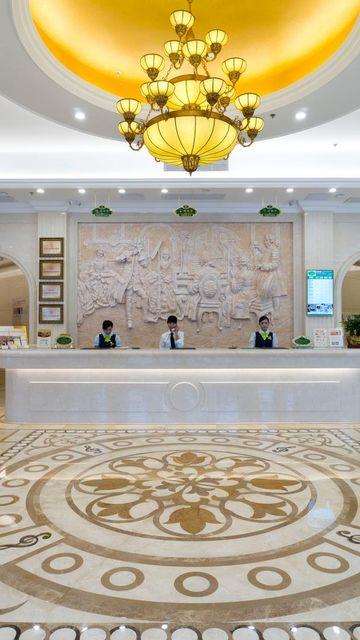 Vienna Hotel (Dongguan Shatian Humen gang) 12/34