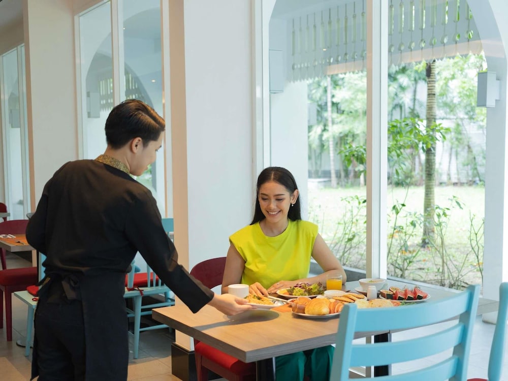 Ibis Styles Phuket City 46/60