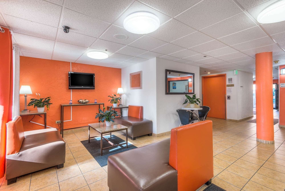 Motel6 Bridgeview, IL 42/64