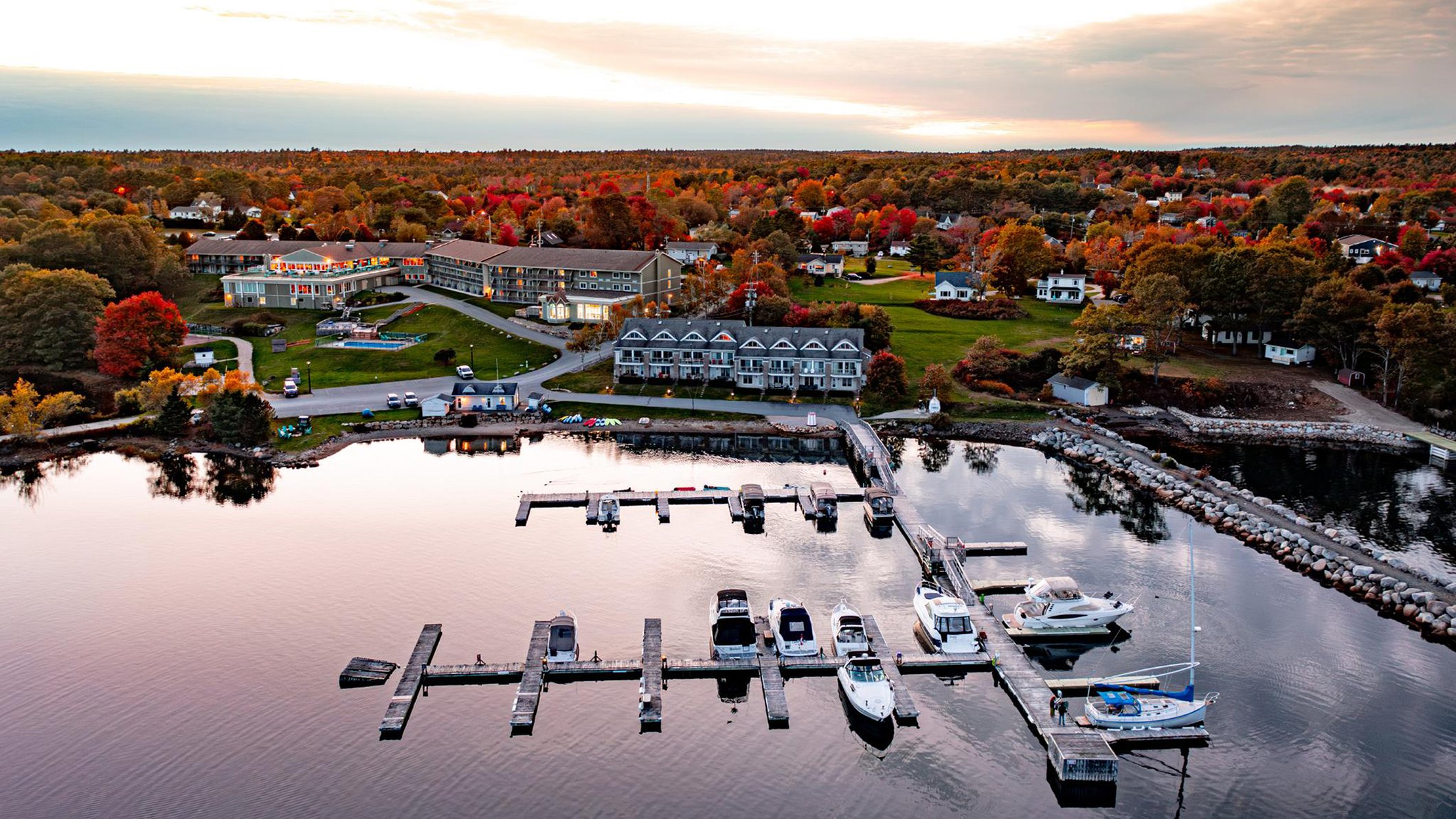Oak Island Resort Conference Centre 72/75