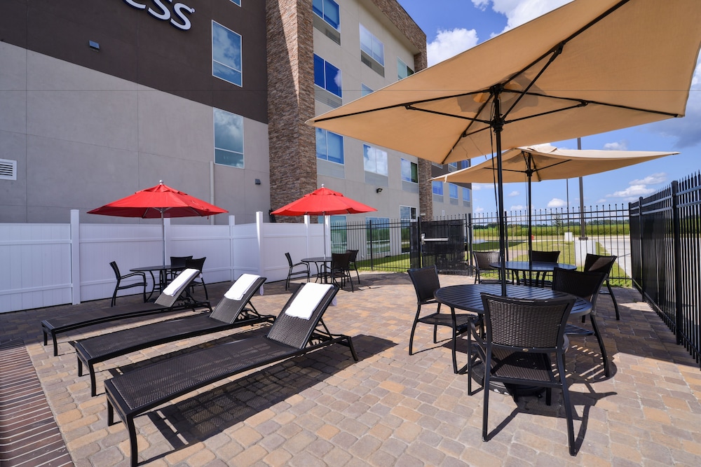 Holiday Inn Express Donaldsonville 31/70