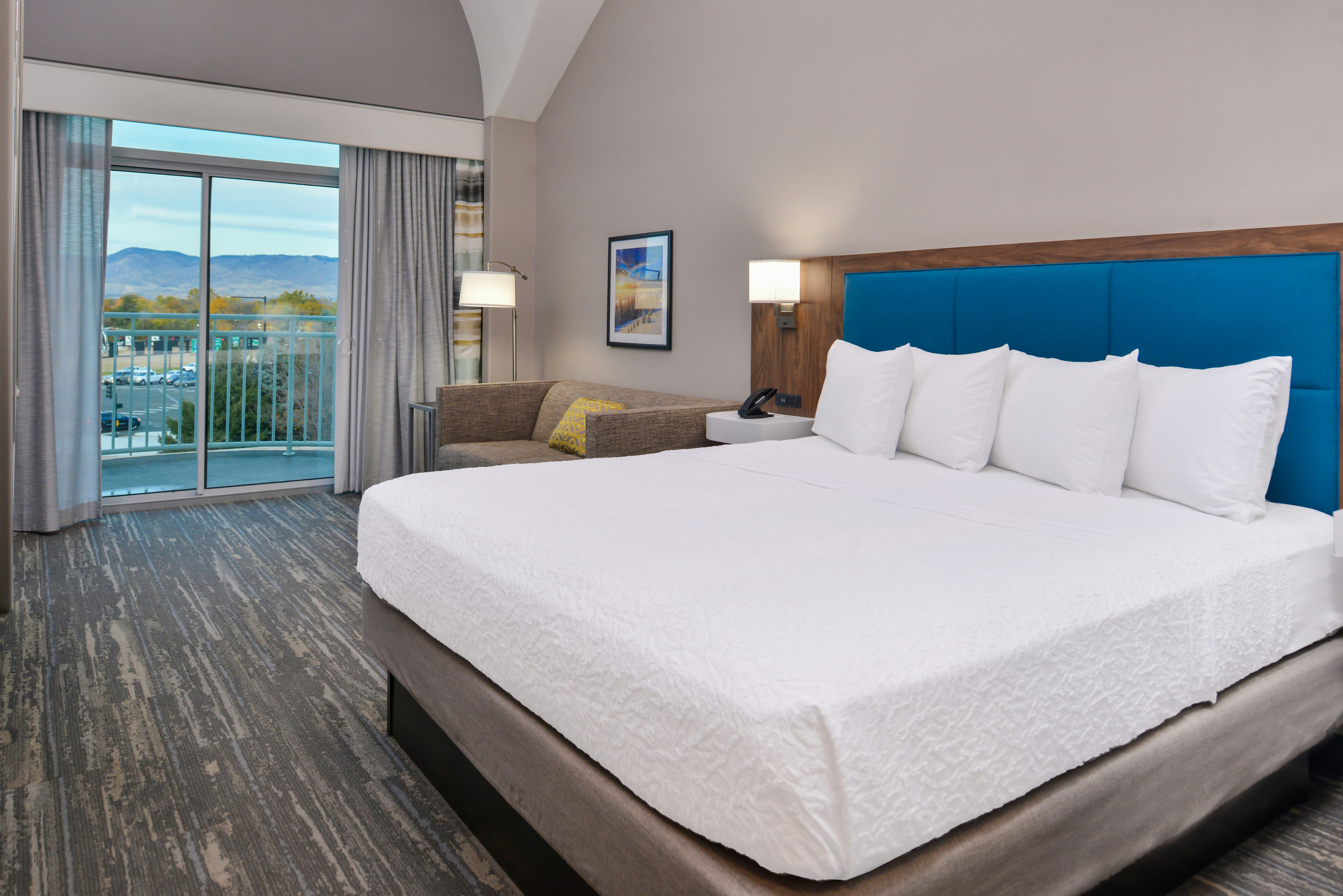 Loft, Suite, King Bed, Balcony